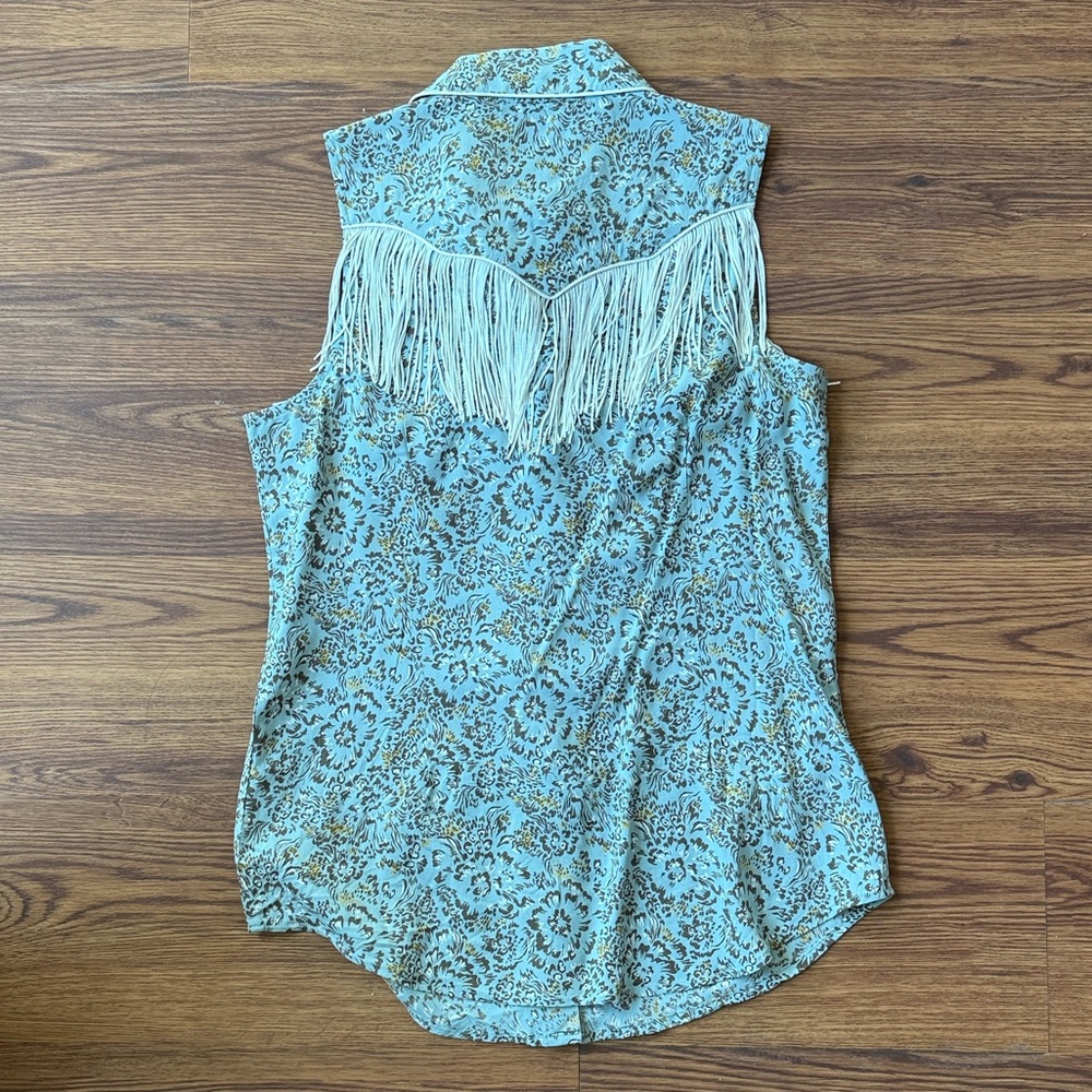 Rock & Roll Cowgirl Blue and White Button Down Shirt - Picture 5 of 5